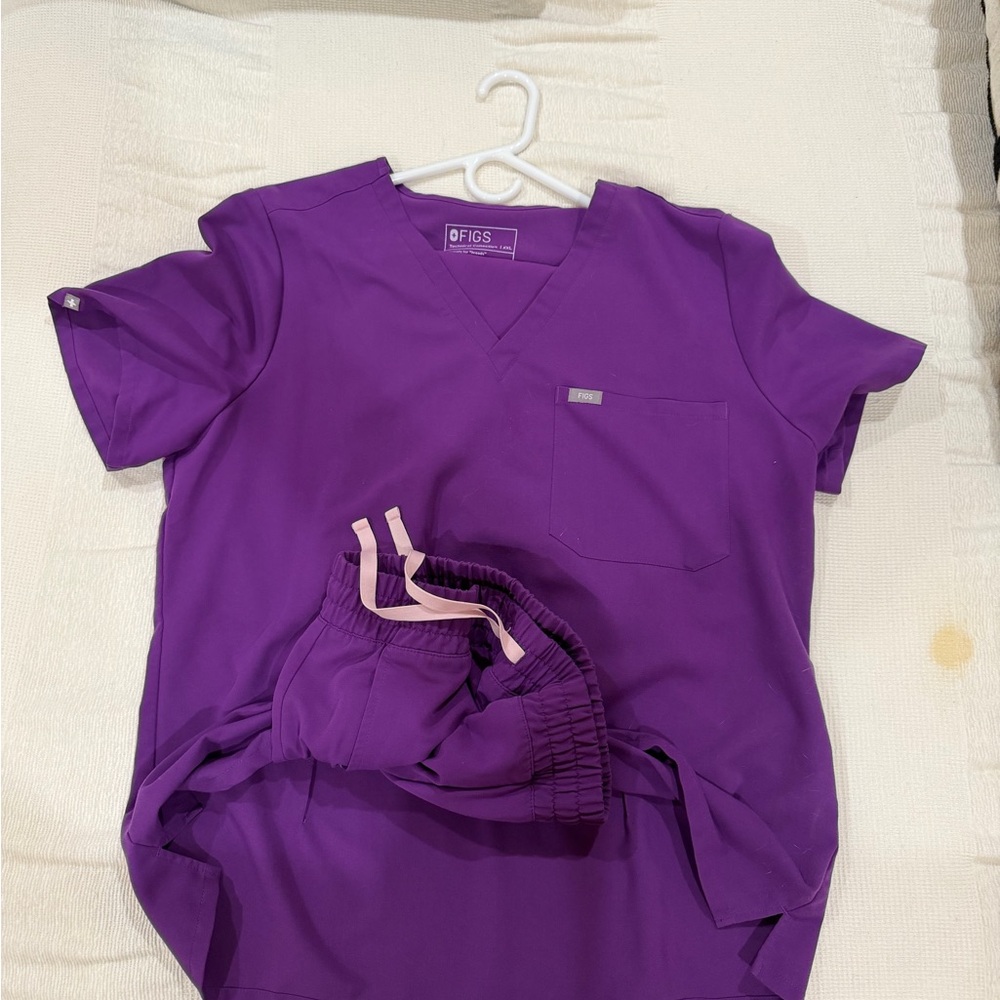 Figs Purple Short Sleeve Top